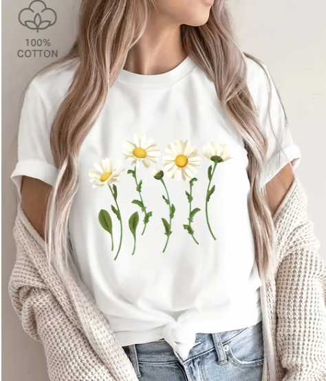 Women’s Floral Print Short Sleeve T-Shirt – White Daisy & Green Leaf Casual Tee