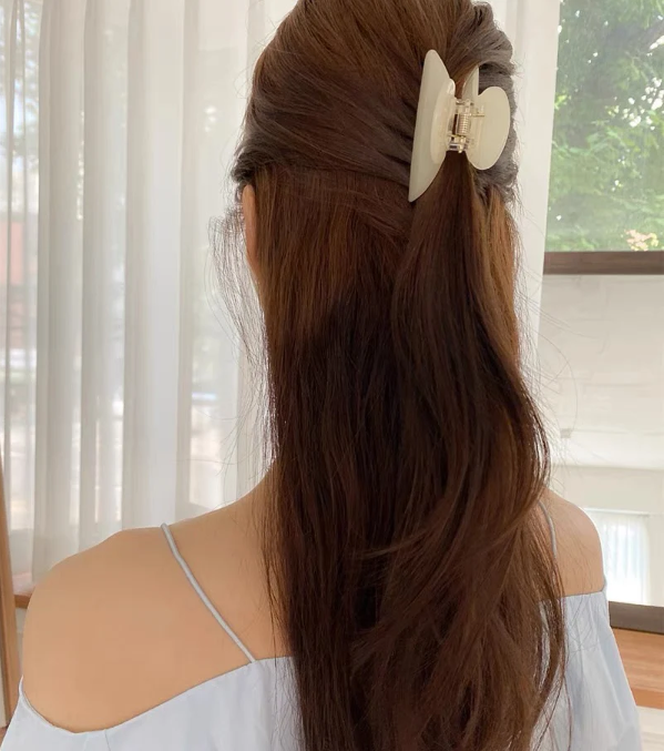Elegant Medium Acetate Hair Claw – Stylish Shark Clip for Women