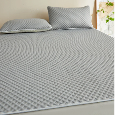 Summer Essential: Air-Conditioned Soft Bed Sheet – Lightweight, Breathable, and Cool to the Touch for Home Use in Hot Weather